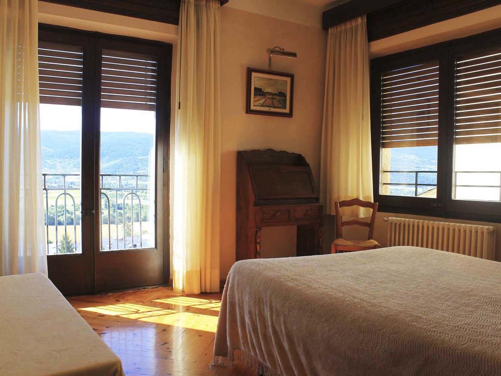 Hostal Rita Belvedere Puigcerdà Exterior photo