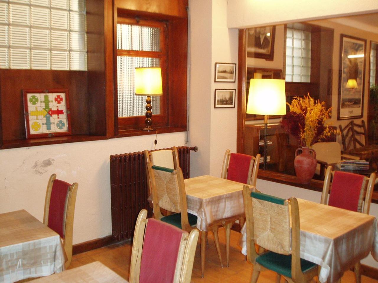 Hostal Rita Belvedere Puigcerdà Exterior photo